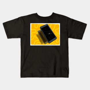 smashed phone Kids T-Shirt